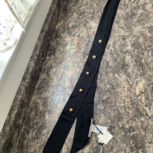 New Ladies Banana Republic Scarf - Picture 2 of 9